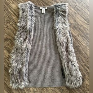 White House Black Market Gray Faux Fur Trim Vest Size XS